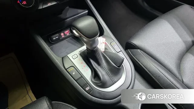 Kia Come New K3 id 2985764 из Кореи 19