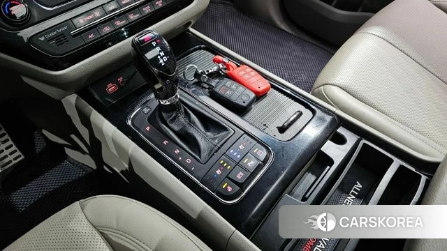 Kia All New Carnival id 3917560 из Кореи 19