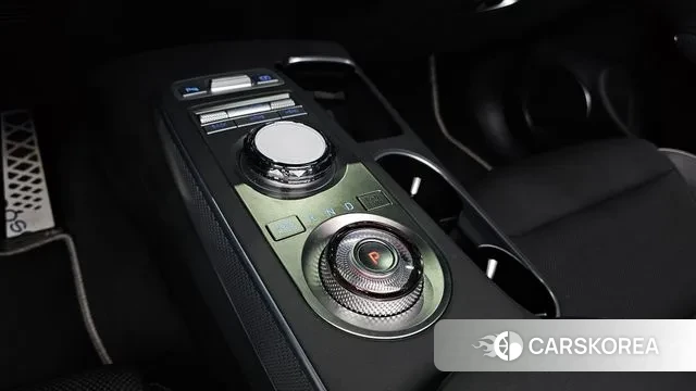 Genesis GV70 id 3053922 из Кореи 19