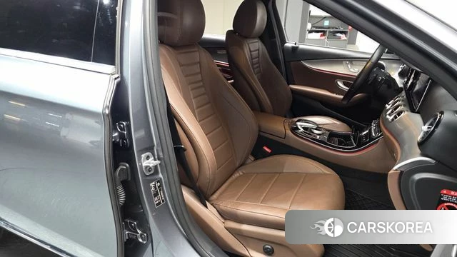 Mercedes-Benz E-Class W213 id 3807847 из Кореи 19