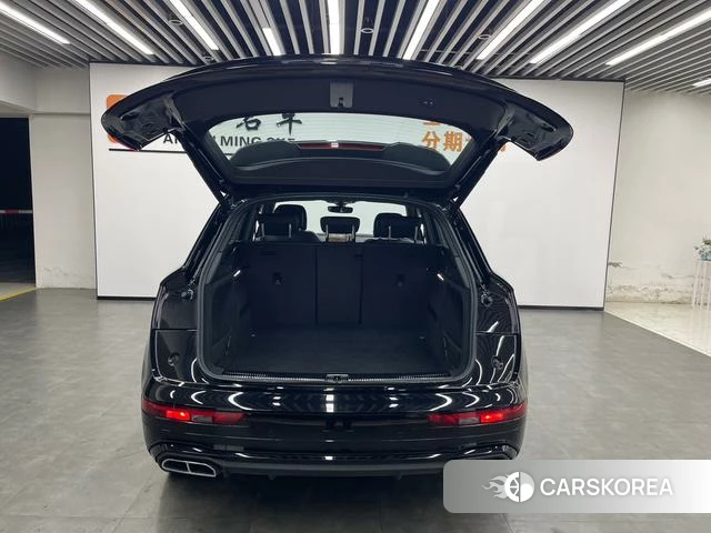 Audi Q5L id 4275623 из Китая 20
