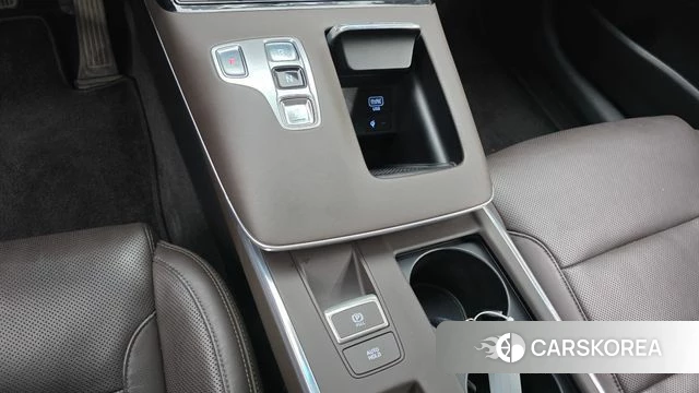 Hyundai The New Grandeur IG Hybrid id 4475772 из Кореи 19