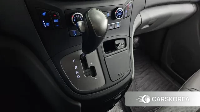 Hyundai The New Grand Starex id 3412379 из Кореи 19