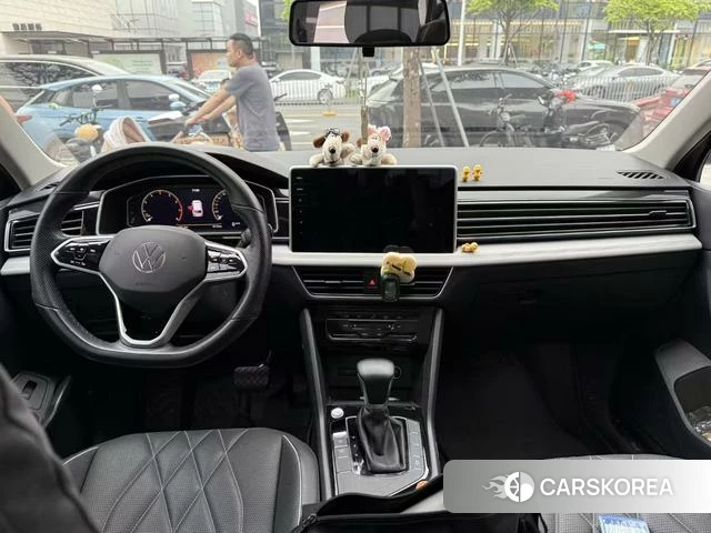 Volkswagen Tiguan L id 4300349 из Китая 9