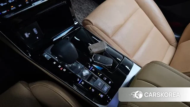 Kia K7 Premier Hybrid id 3038964 из Кореи 19