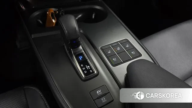 Lexus UX300h id 3538655 из Кореи 19