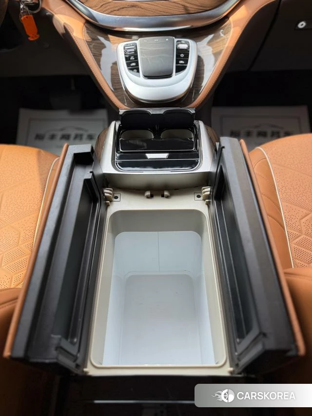 Mercedes-Benz V-class id 4301022 из Китая 21