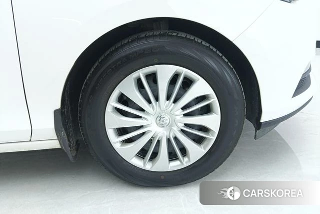 Buick Excelle id 3804348 из Китая 16