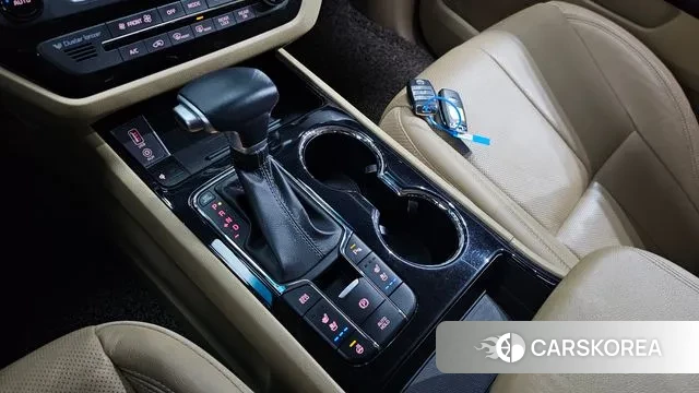 Kia The New Carnival id 3374557 из Кореи 19