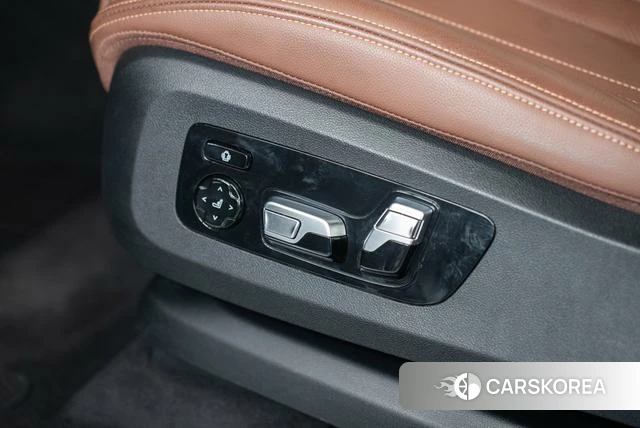 BMW X7 id 4217397 из Китая 47
