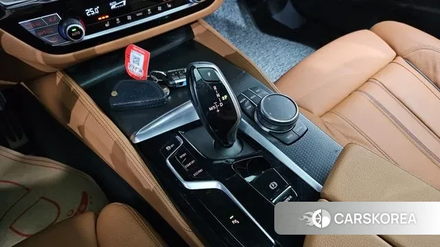 BMW 5 Series (G30) id 3600211 из Кореи 19