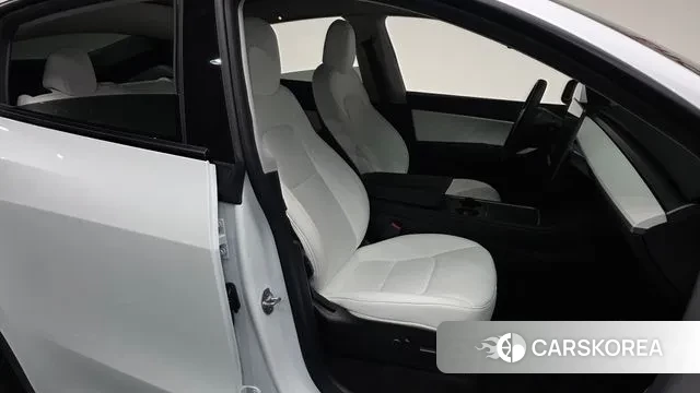 Tesla Model Y id 2960297 из Кореи 19