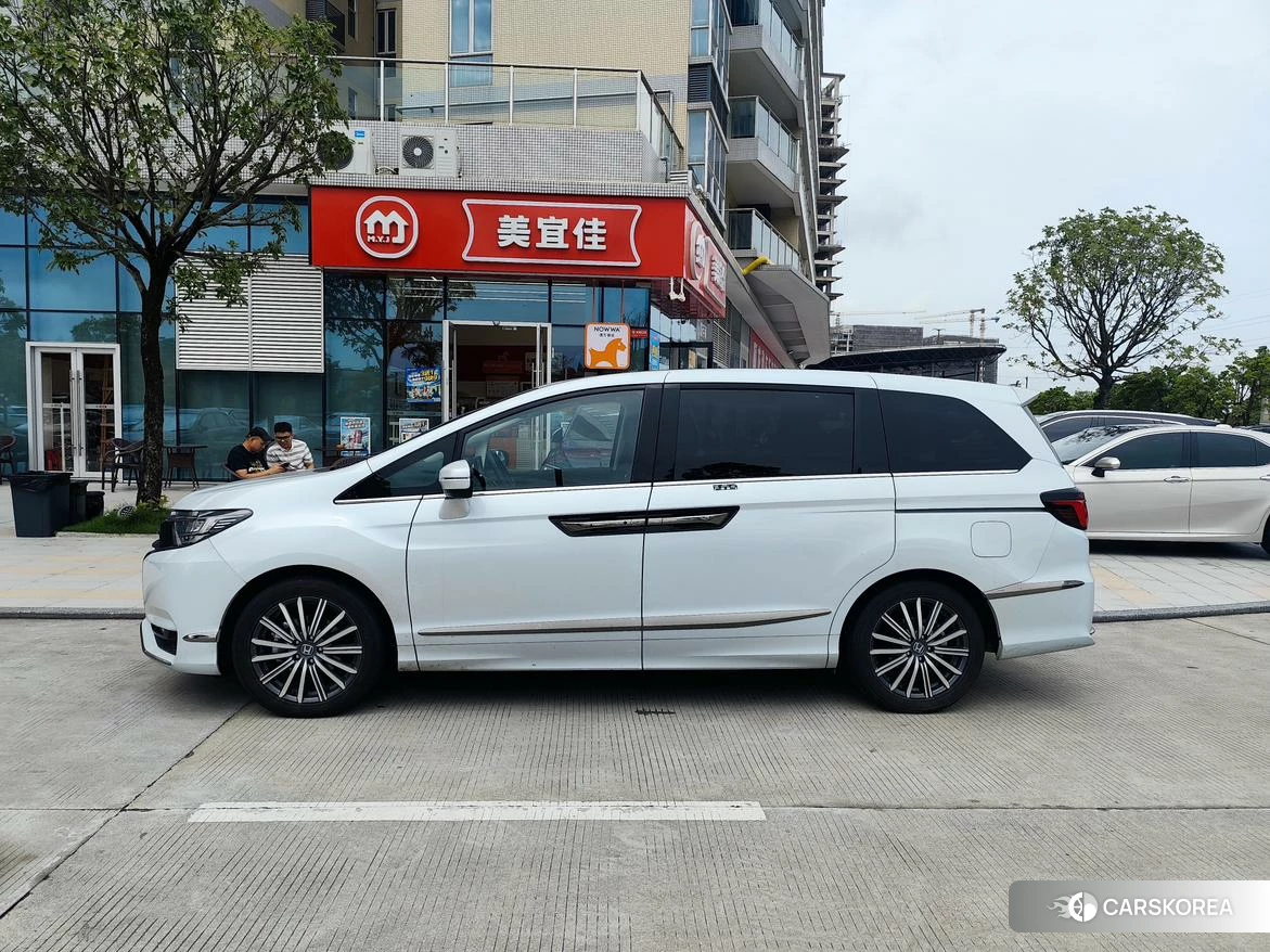 Honda Elysion id 4511009 из Китая 9