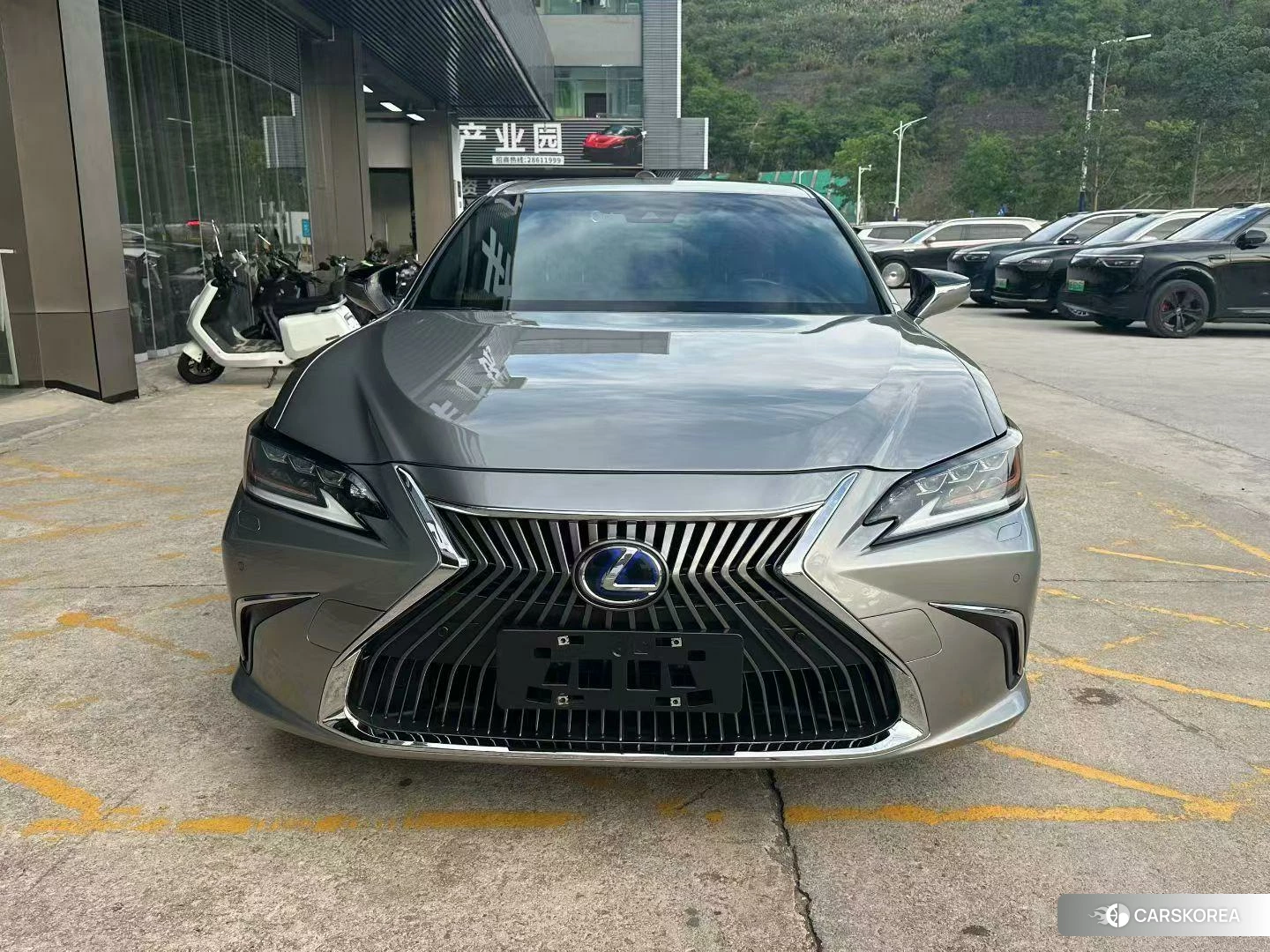 Lexus ES id 4420253 из Китая 9