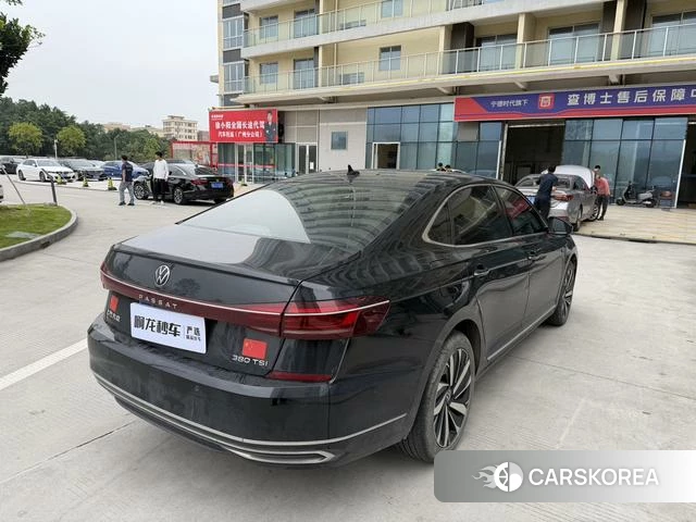 Volkswagen Passat id 4273682 из Китая 9
