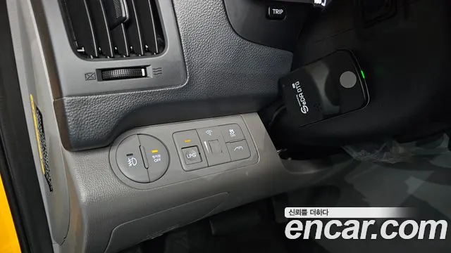 Hyundai The New Grand Starex id 2541434 из Кореи 19