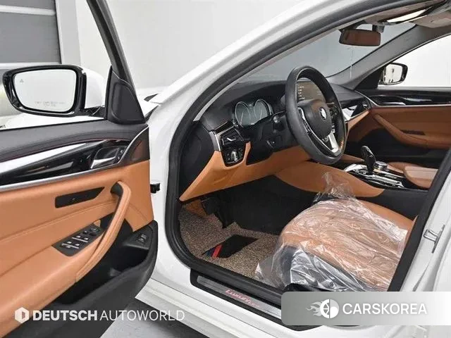 BMW 5 Series (G30) id 3709301 из Кореи 17