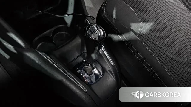 Peugeot 208 id 3444931 из Кореи 19