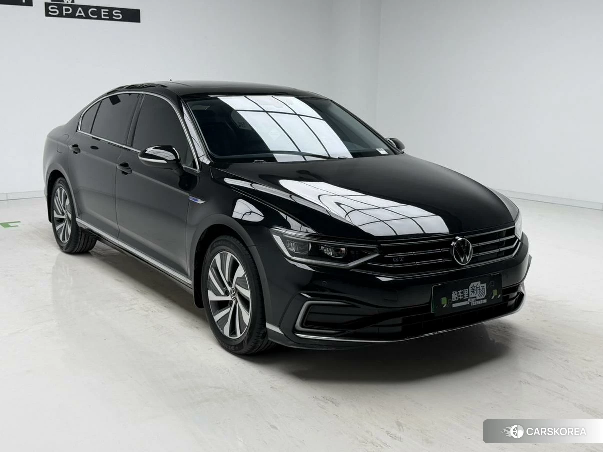 Volkswagen Magotan PHEV id 4487219 из Китая 17