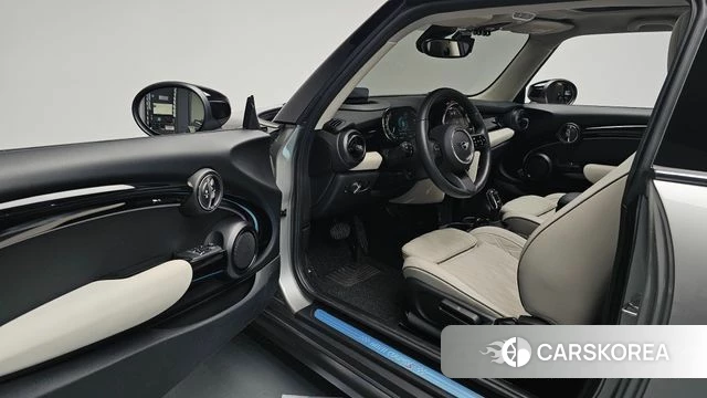 Mini Cooper S id 4243610 из Кореи 33