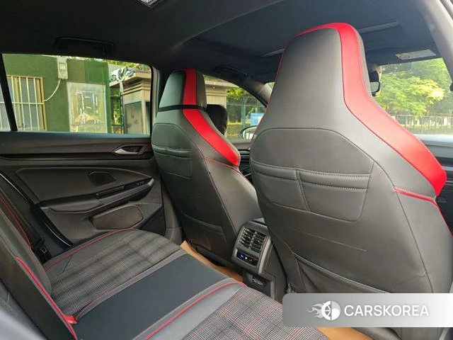 Volkswagen Golf GTI id 4300919 из Китая 14
