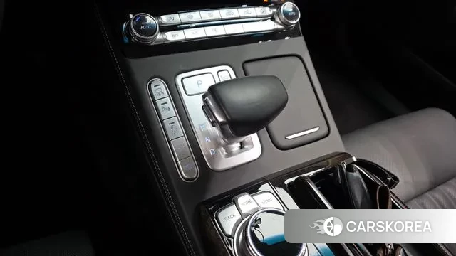 Genesis G90 id 3448410 из Кореи 19