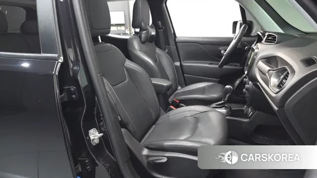 Jeep Renegade id 2986107 из Кореи 19