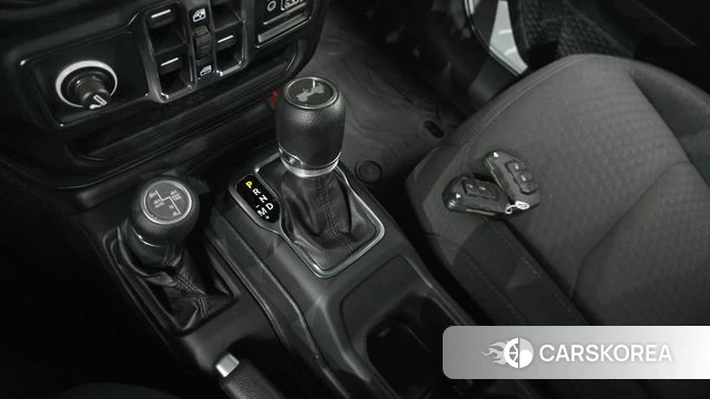 Jeep Wrangler (JL) id 3942040 из Кореи 19