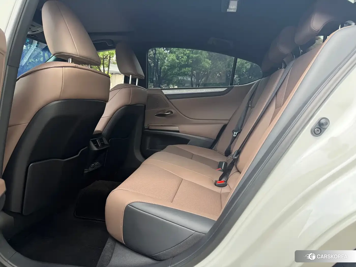Lexus ES id 4514185 из Китая 9