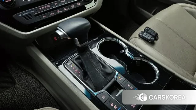 Kia The New Carnival id 3651369 из Кореи 19