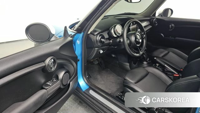 Mini Cooper id 4536778 из Кореи 29