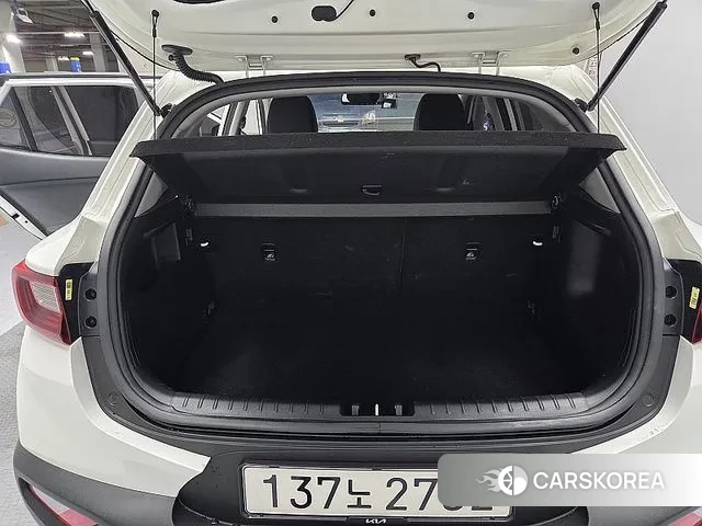 Kia Stonic id 3582432 из Кореи 19