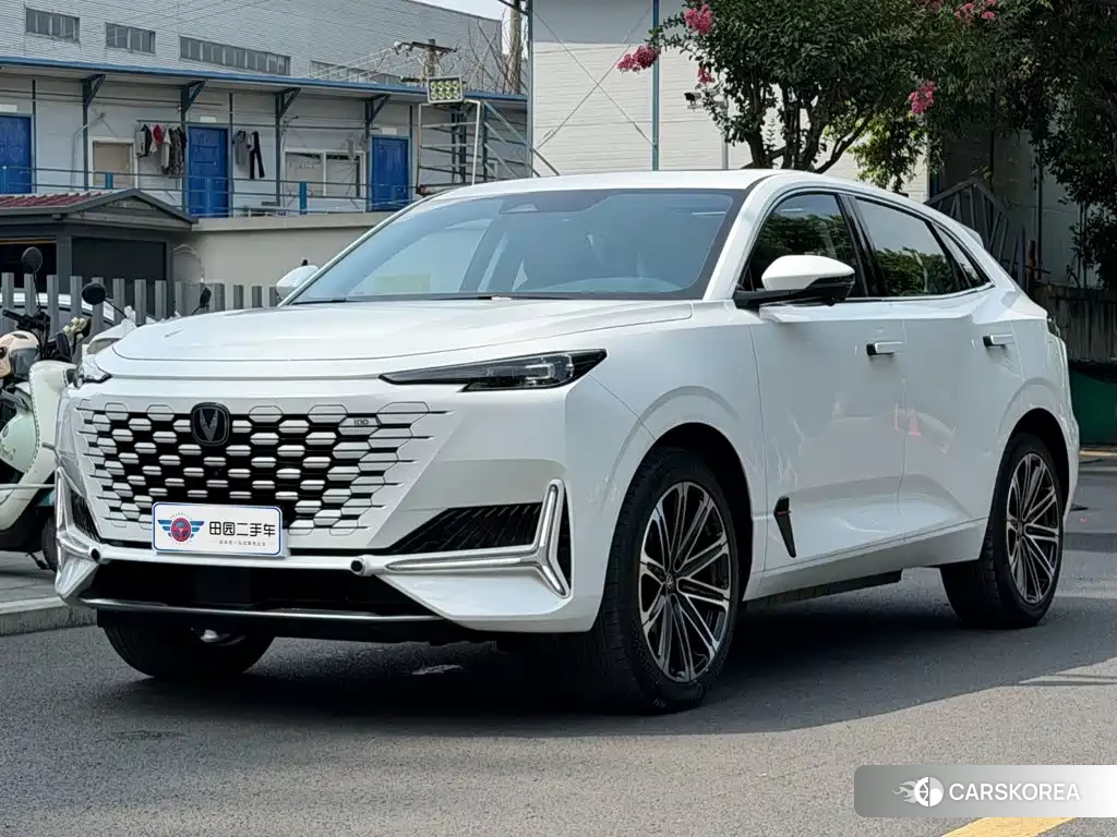Chang'an UNI-K Smart iDD id 4649230 из Китая 13