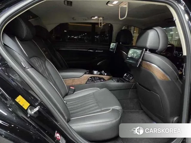 Genesis G90 id 3283383 из Кореи 19