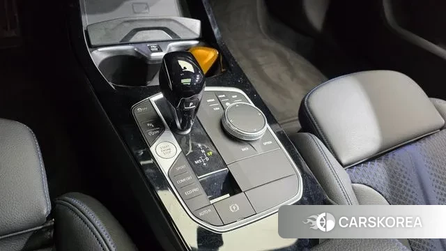 BMW 1 Series (F40) id 3690190 из Кореи 19