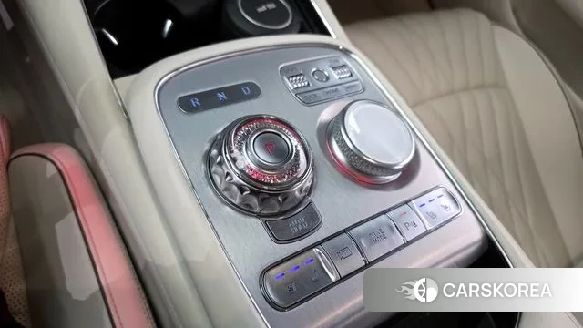 Genesis G90 (RS4) id 3555661 из Кореи 19