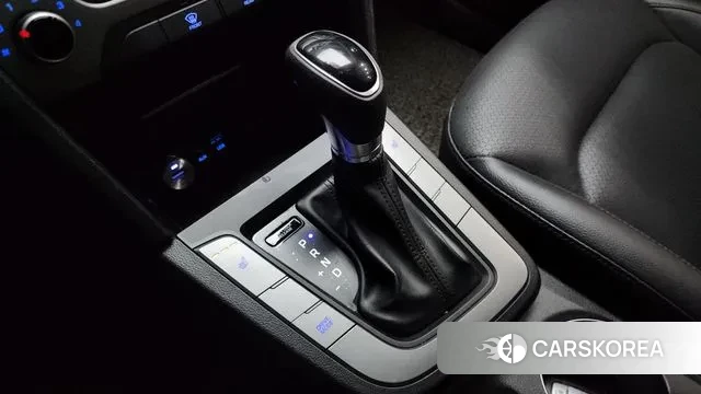 Hyundai Avante AD id 3460195 из Кореи 19