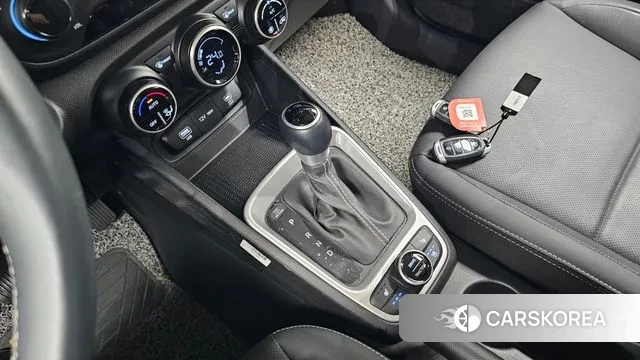 Hyundai Venue id 3452452 из Кореи 19