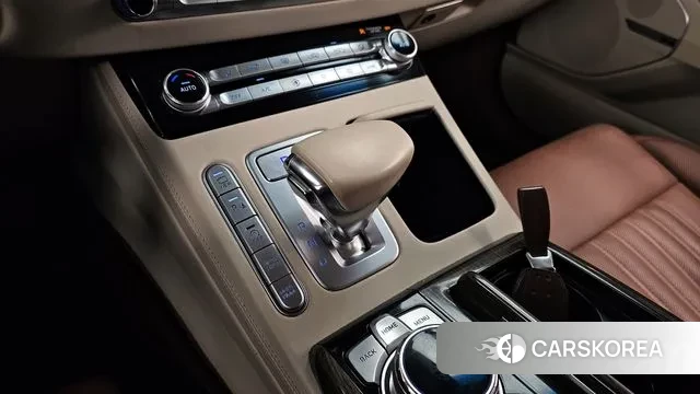 Genesis G90 id 3713625 из Кореи 19