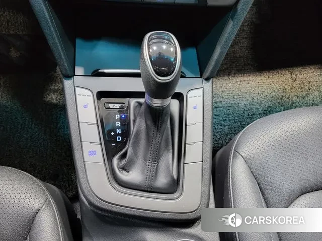 Hyundai Avante AD id 3732904 из Кореи 19