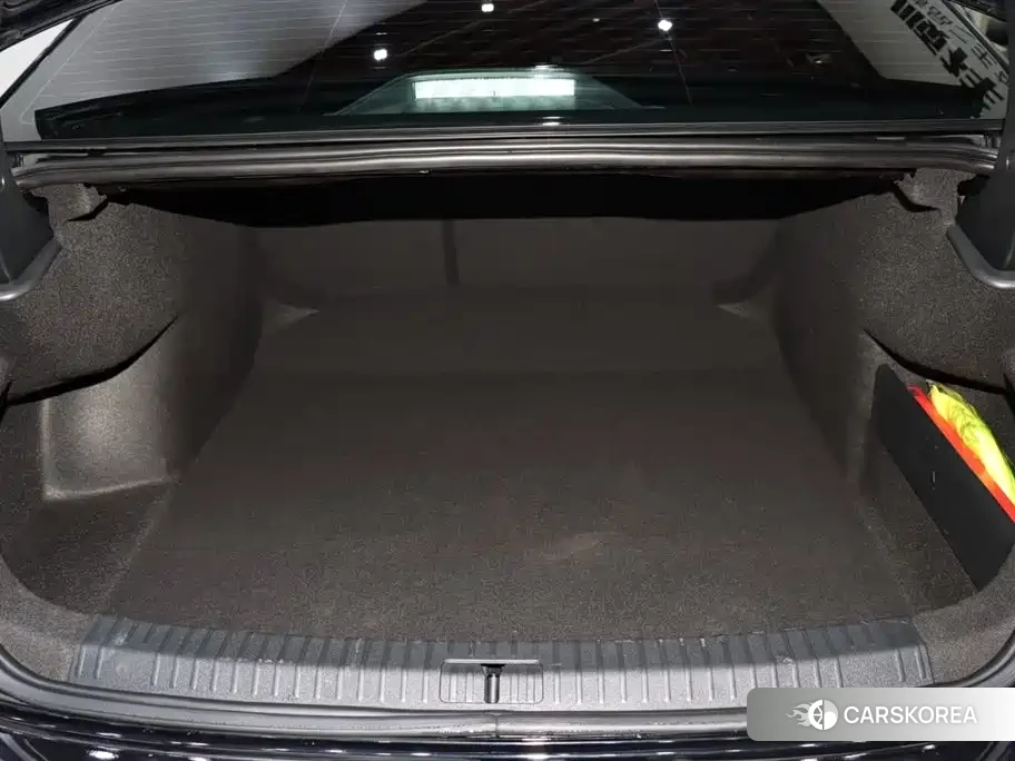 Volkswagen Passat id 4515402 из Китая 19