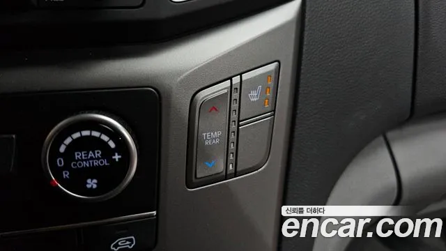 Hyundai The New Grand Starex id 2525786 из Кореи 19