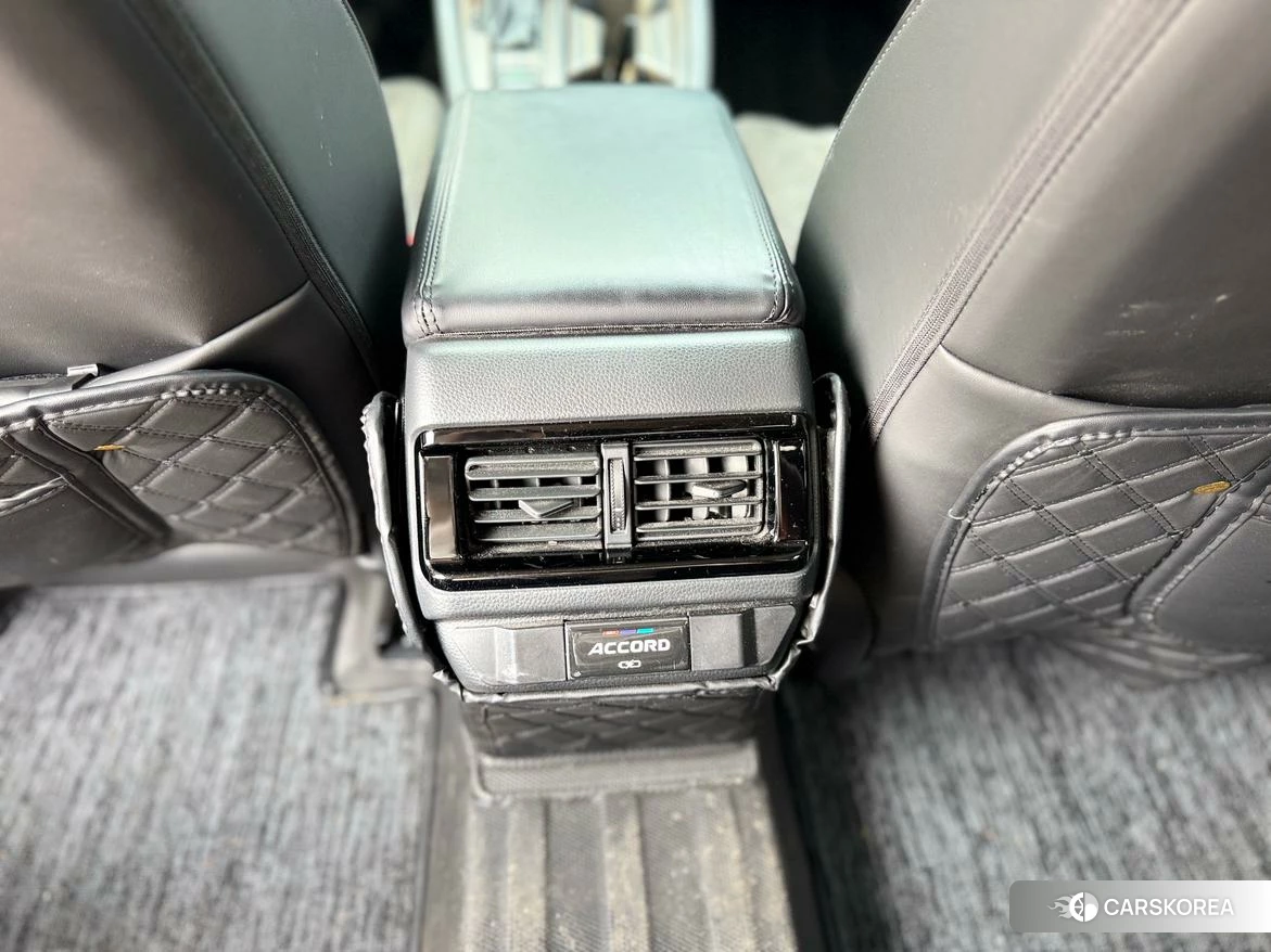 Honda Accord id 4510507 из Китая 25