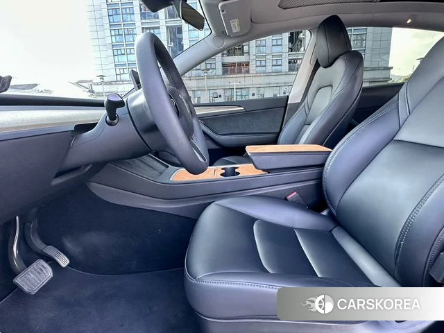 Tesla Model Y id 4235449 из Китая 13