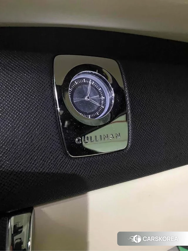 Rolls-Royce Cullinan id 3374625 из Кореи 14