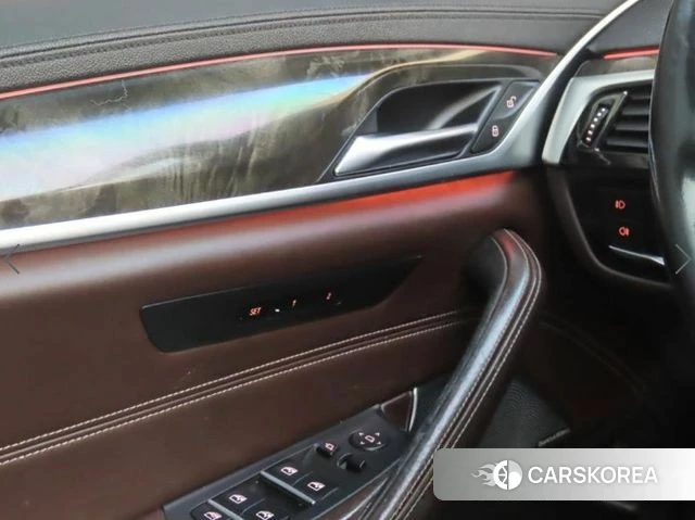 BMW 5 Series (G30) id 4020311 из Кореи 19