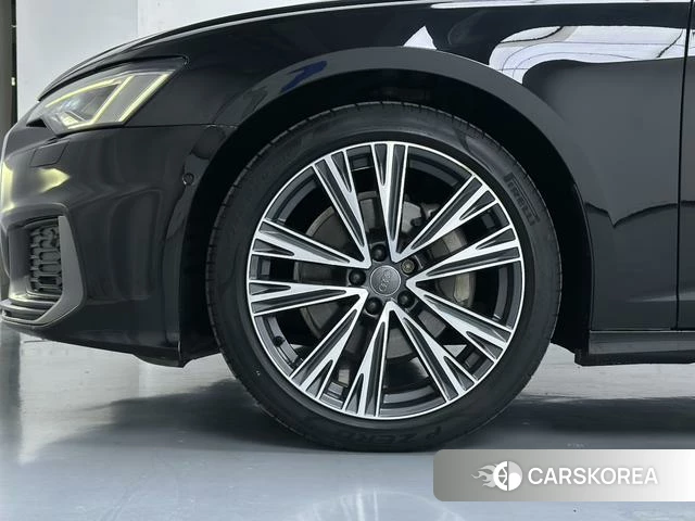 Audi A6L id 4265997 из Китая 12