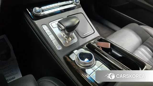 Genesis G90 id 3602036 из Кореи 19