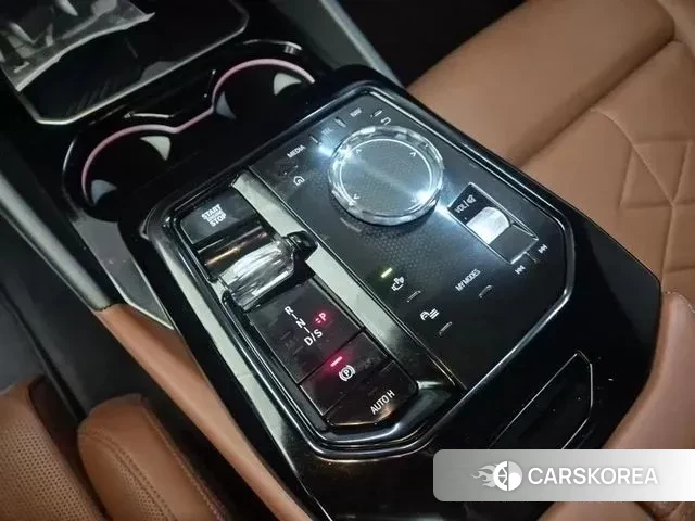 BMW 5 Series (G60) id 3599495 из Кореи 19