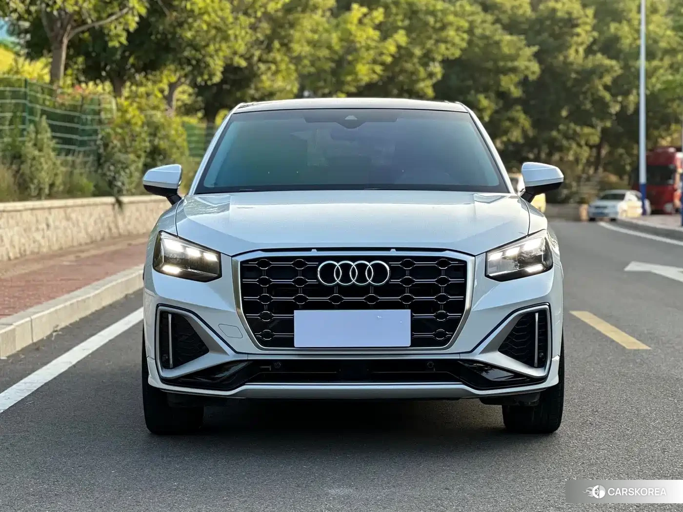 Audi Q2L id 4545683 из Китая 16